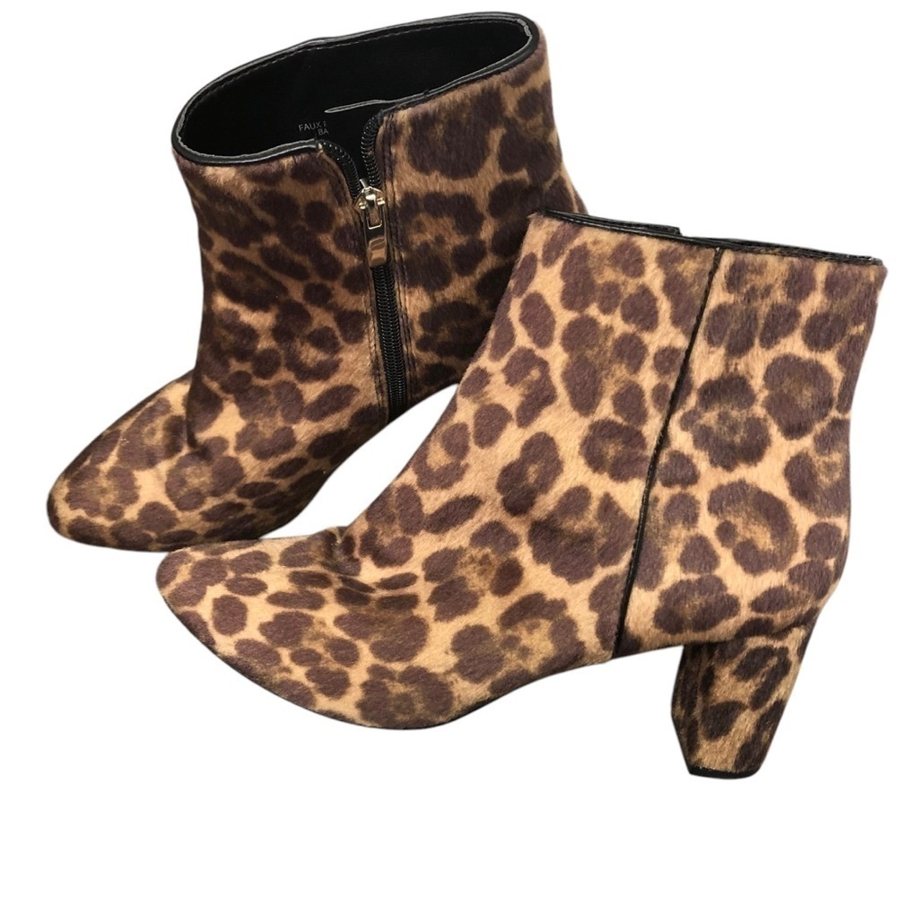 Nine West Leopard Faux Fur Boots Women's 8.5 Block Heel Midcalf Mob Wife Classic - Picture 2 of 7